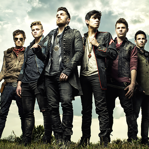 fans crown the empire