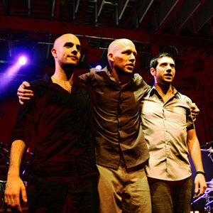 forum avishai cohen trio