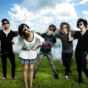 fans hey monday