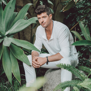 poster robin thicke