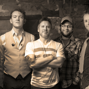 the infamous stringdusters